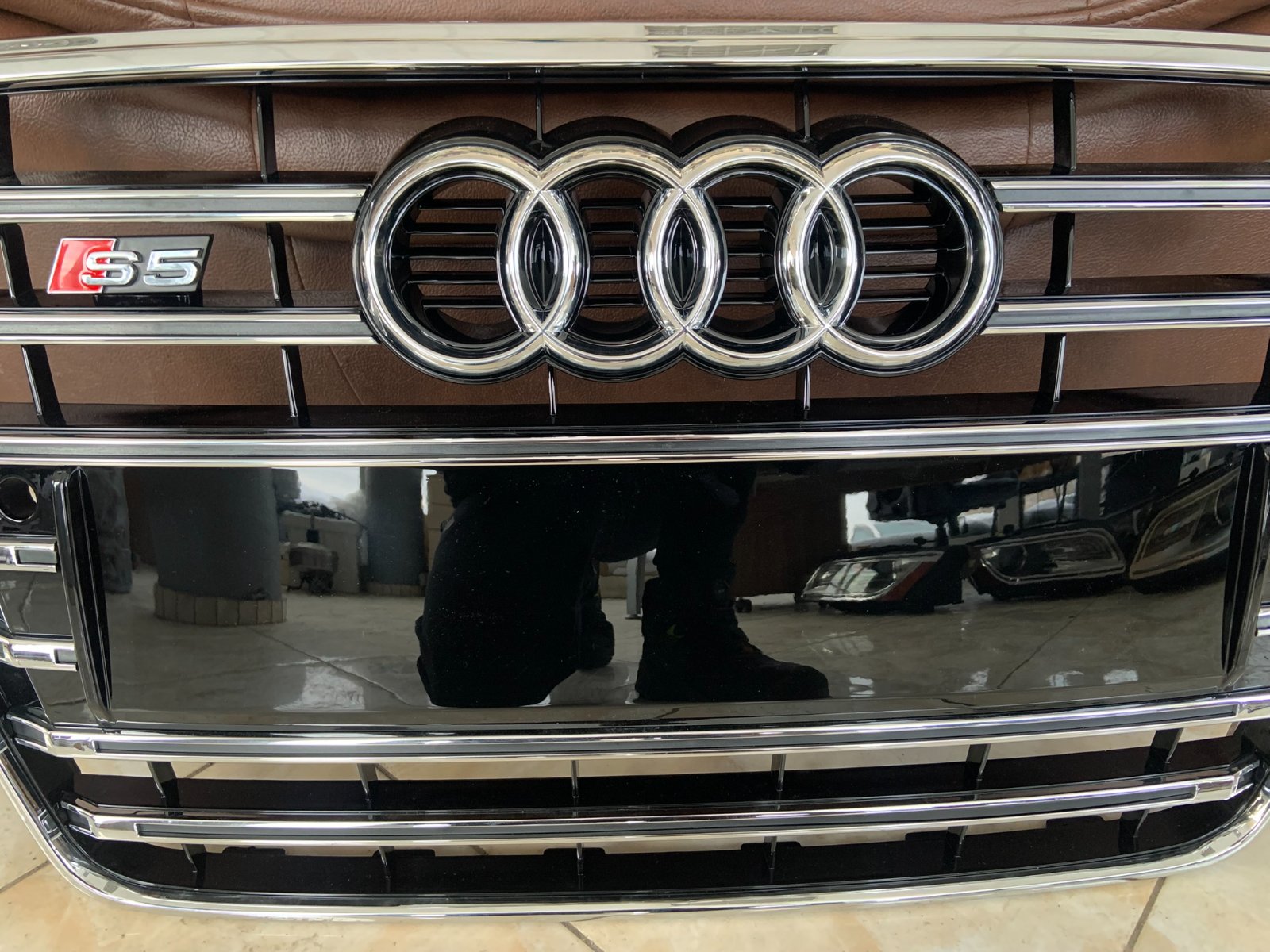 Audi A5 S5 B8.5 Centrinės grotelės