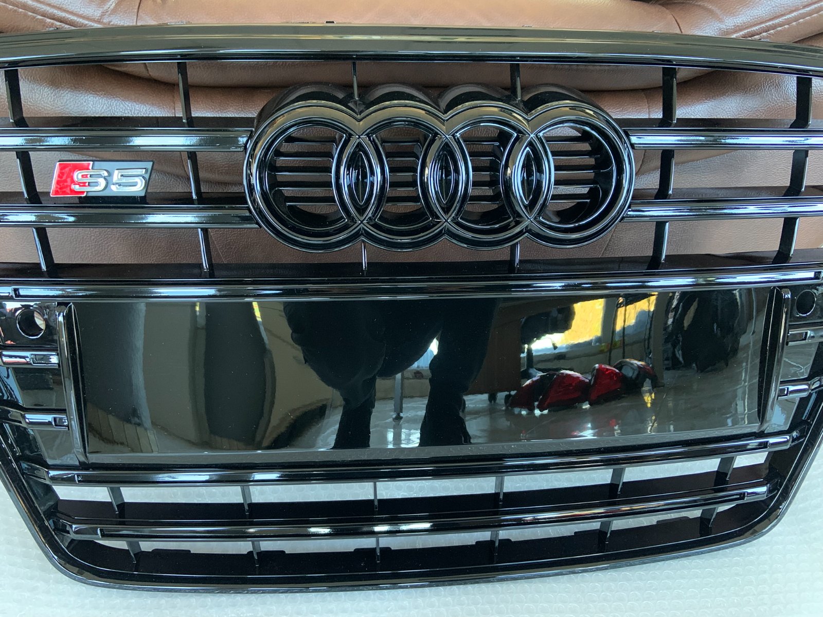 Audi A5 S5 B8.5 Centrinės grotelės