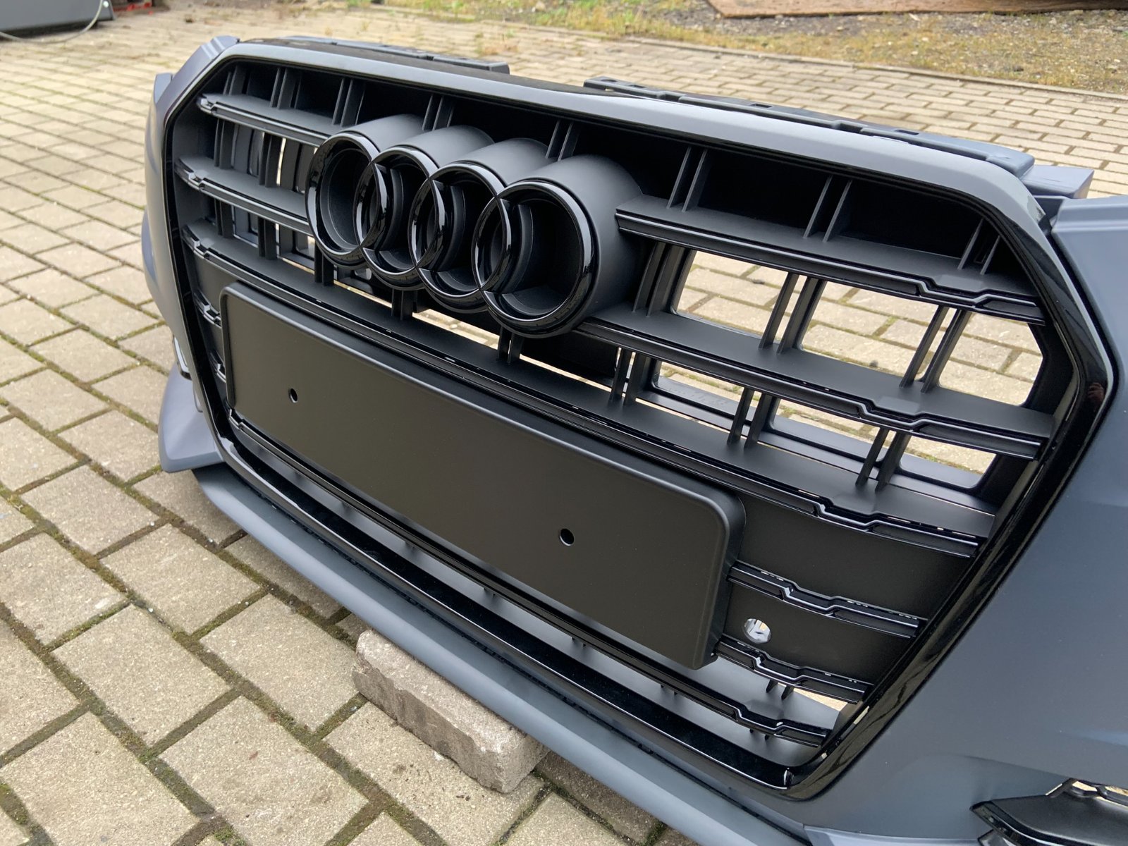Audi A6 C7.5 pilnas competition priekinis bamperis