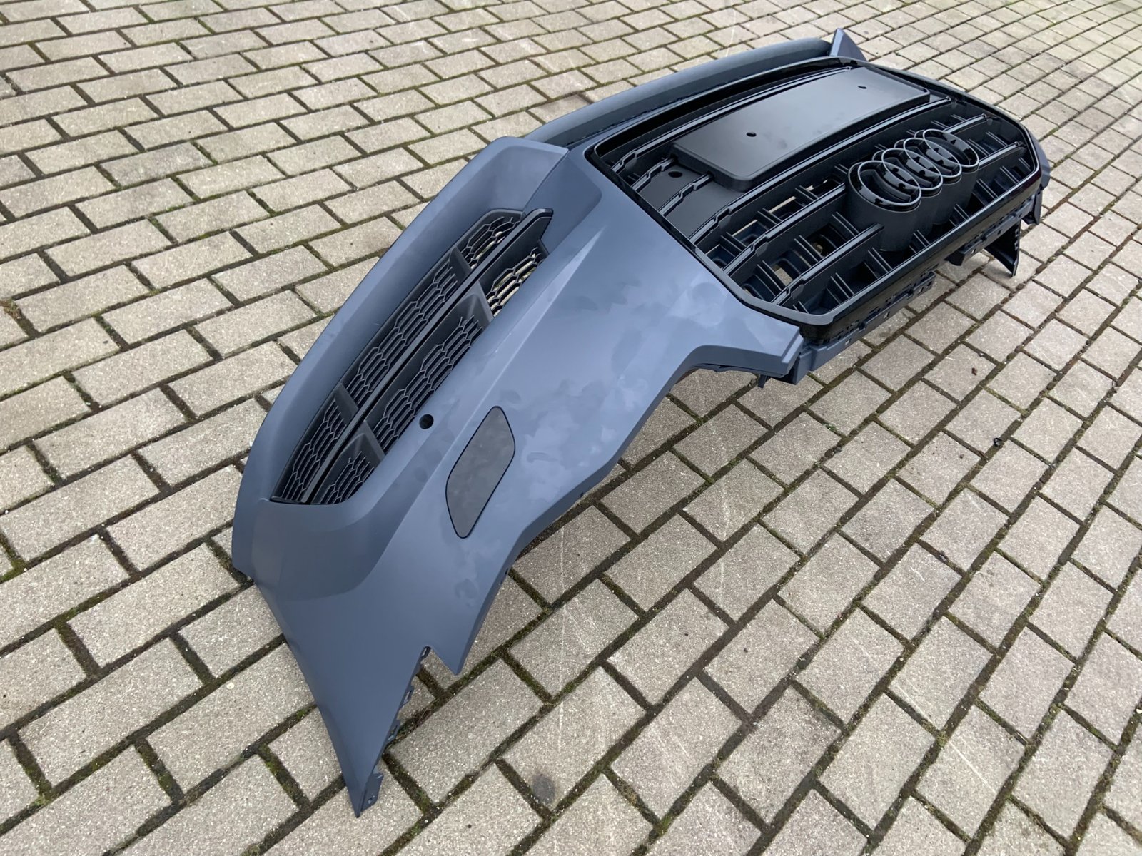 Audi A6 C7.5 pilnas competition priekinis bamperis