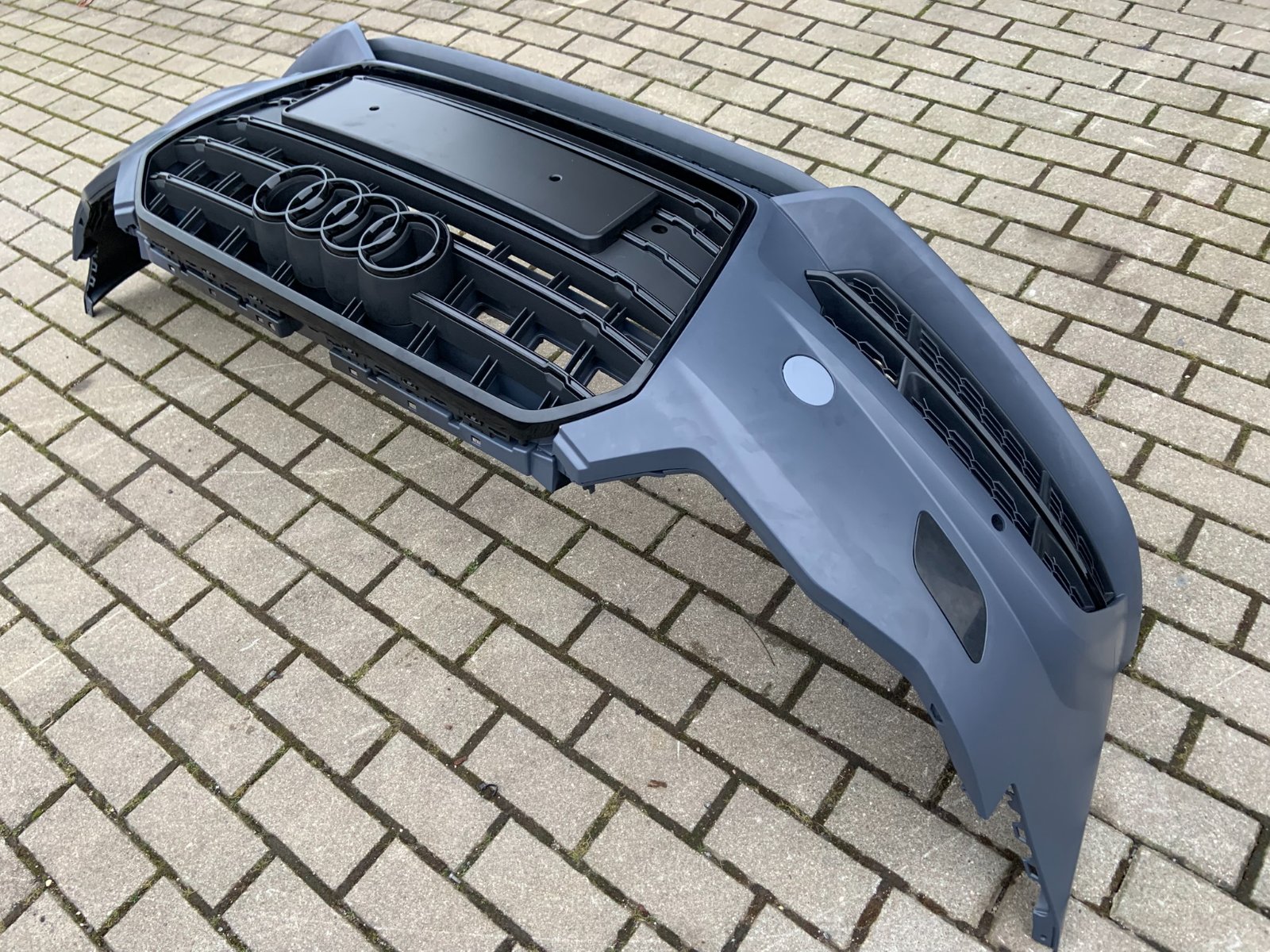 Audi A6 C7.5 pilnas competition priekinis bamperis