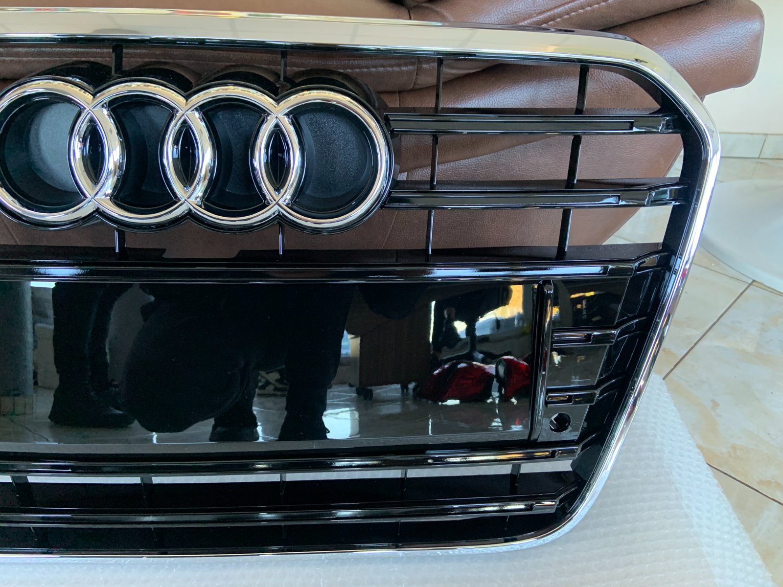 Audi A6 S6 C7 Centrinės grotelės