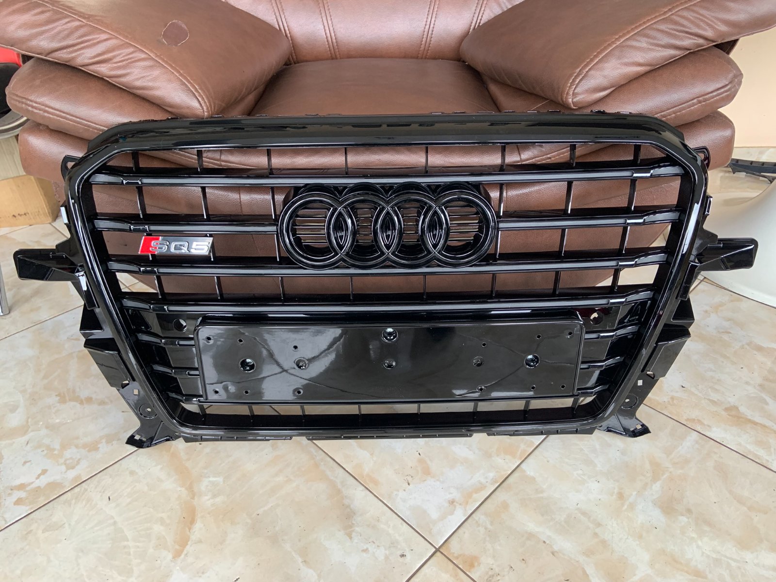 Audi Q5 S-line Centrinės grotelės SQ5 Style blizgios