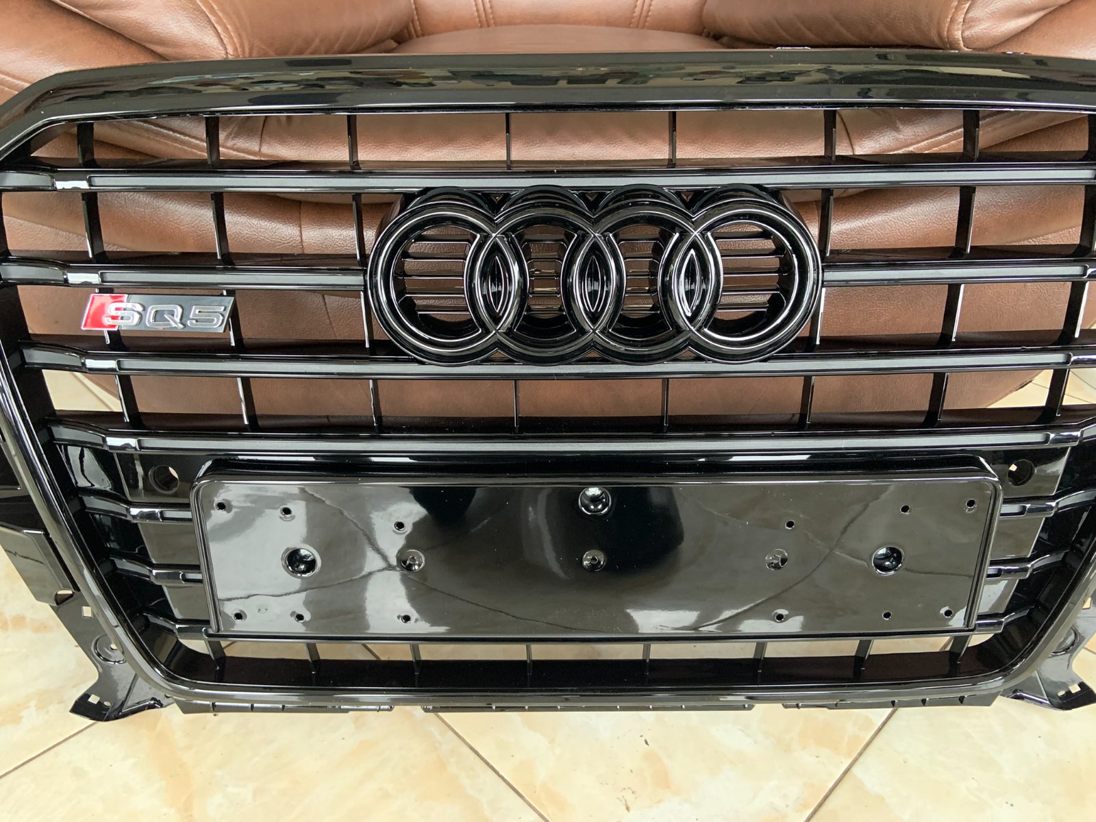 Audi Q5 S-line Centrinės grotelės SQ5 Style blizgios