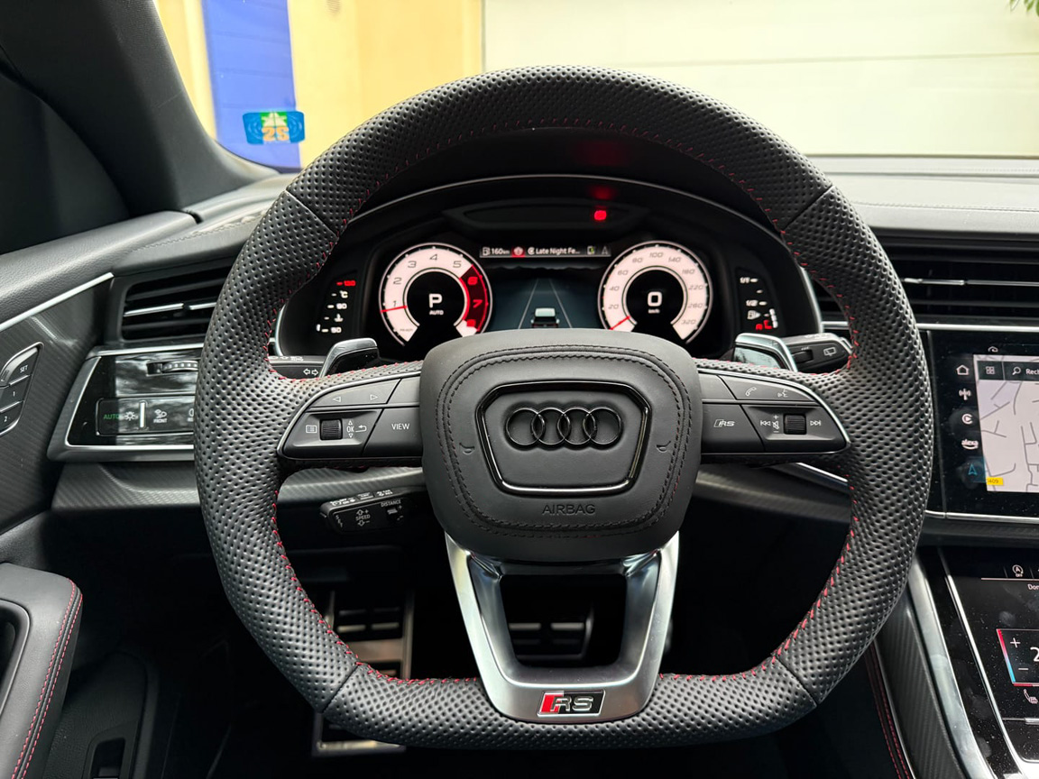 Audi Q7 vairo oro pagalvės dangtelis